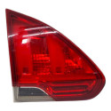 Lanterna Traseira Esquerda Tampa Peugeot 2008 2016 2022 Esquerdo/motorista Vermelho