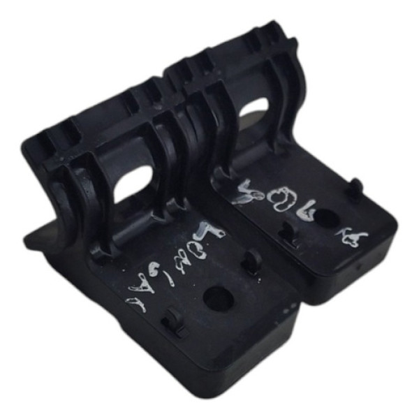 Par Suporte Superior Do Radiador Gm Spin 2013 2018