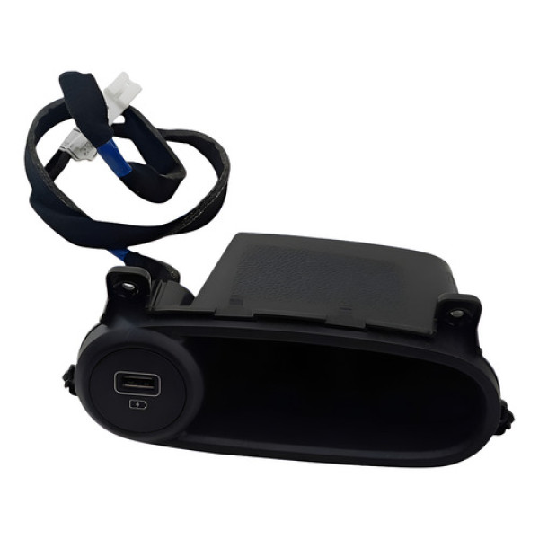 Moldura Tomada Usb Hyundai Creta 1.0 2023 84642bx100 - Preto