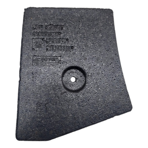 Isopor Assoalho  Dianteiro Direito Onix 2020 2023   26290236