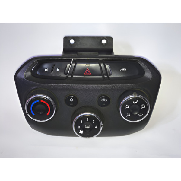 Comando Controle Ar Condicionado Gm Onix Prisma 13 19 Usado.