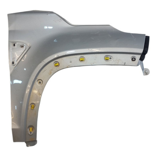 Paralama Dianteiro Direito Fiat Strada 2021 A 2025