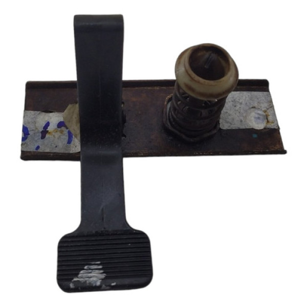 Fechadura Superior Capô Fiat Strada 2013 2018