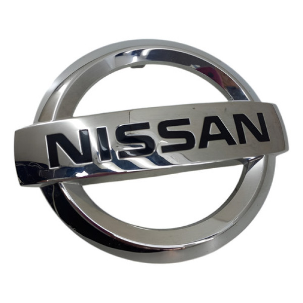 Emblema Nissan Versa Grade Parachoque Diant Origi 2016 2021