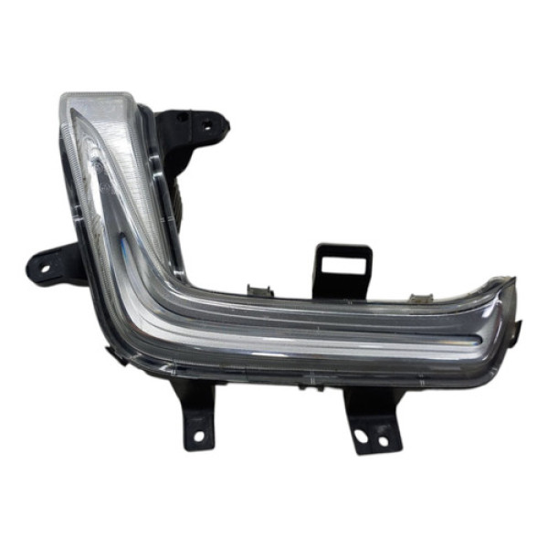 Farol Milha Direito Led Gm Tracker 2020 A 2023