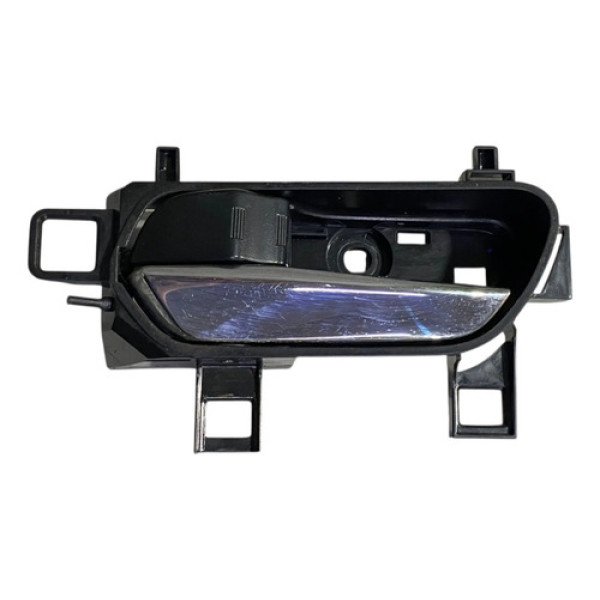 Maçaneta Interna Dianteira Esquerda Nissan Kicks 1.6 2024 Dianteira